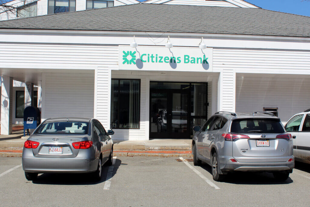 Acton Police arrested William Shaw after he allegedly attempted to commit fraud at the Citizens Bank on Lowell Road. Photo: Laura Hayes/The Acton Bridge