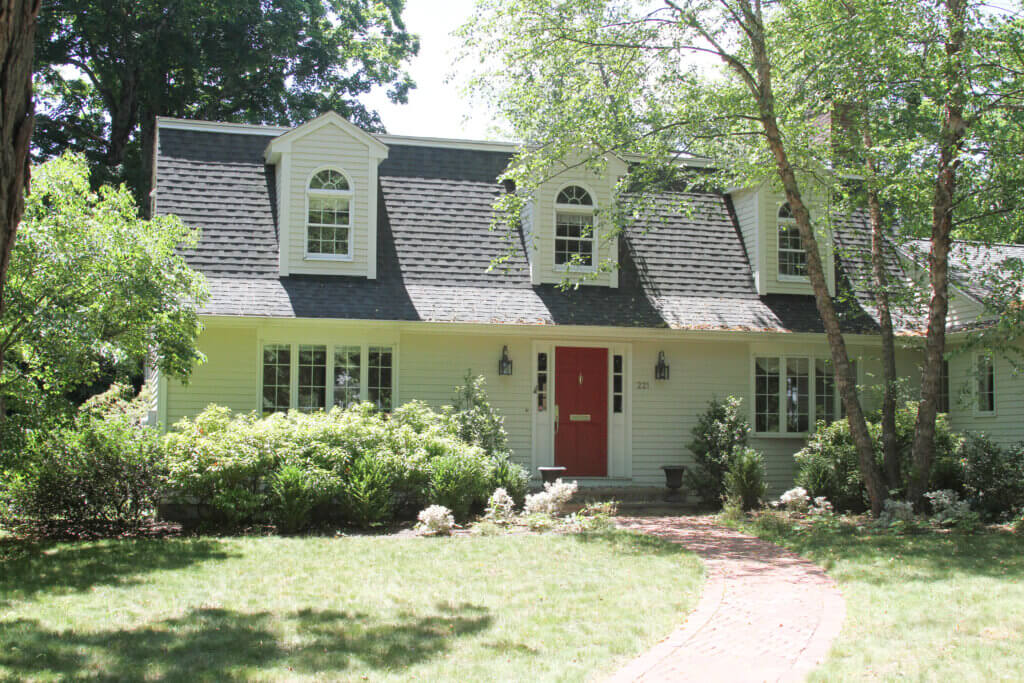 Acton Academy bought a home at 221 Main Street for $2.97 million last month in the latest in a series of purchases around its campus. Photo: Dakota Antelman/The Acton Bridge