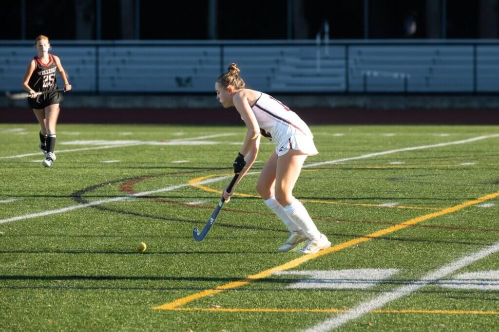 Left back Zoë Bonzagni pushes forward. Photo by David Clancy
