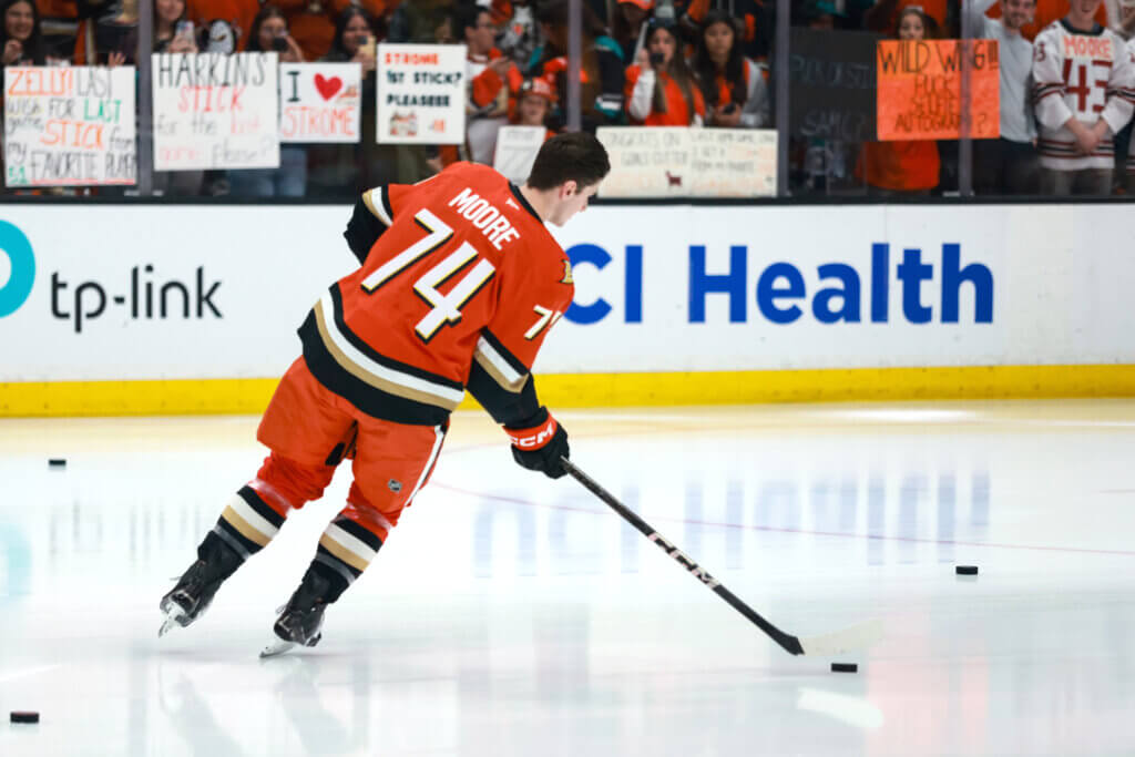 Ian Moore warms up before his first game with the Anaheim Ducks. Photo by Nicole Vasquez, Anaheim Ducks