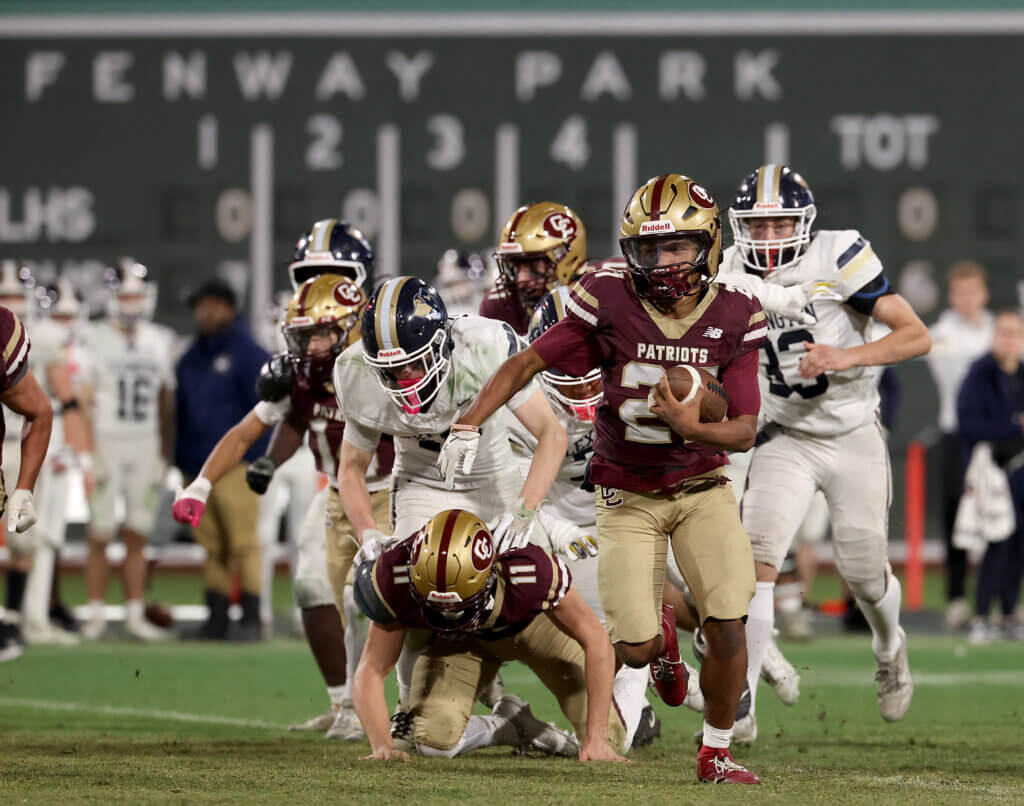 Acton-Carlisle’s Tyler Houth breaks free of the Lexington defense.