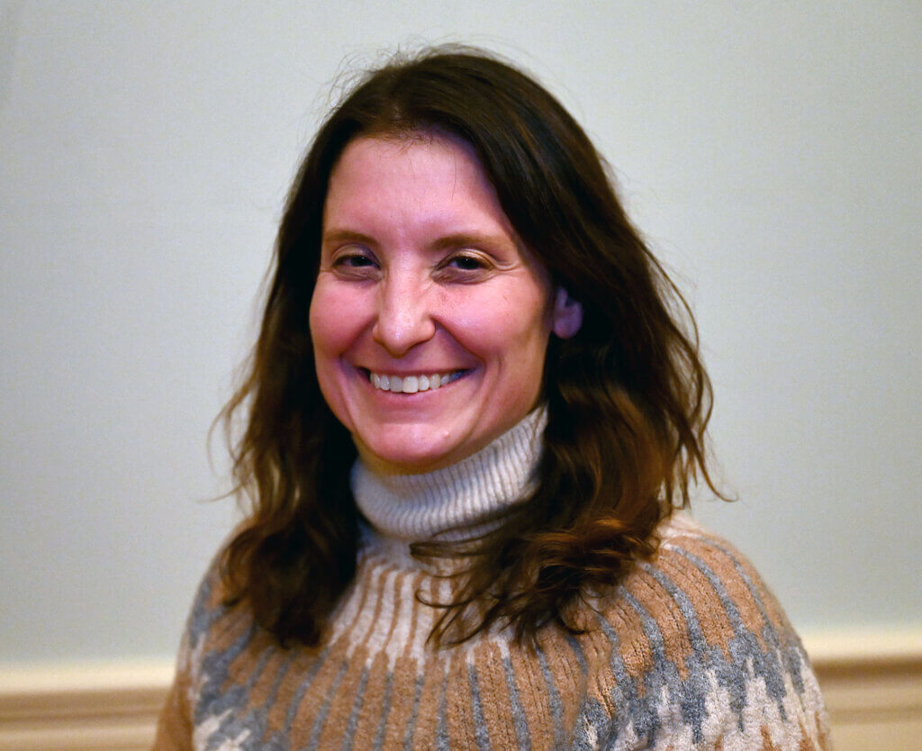 Eizabeth Akehurst-Moore.
